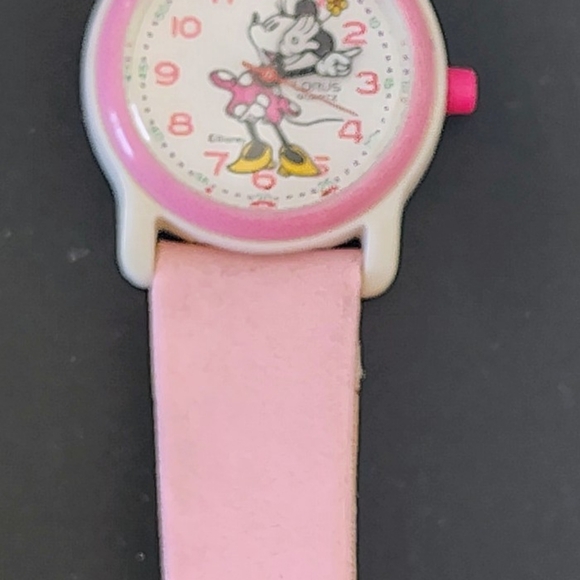 Lorus Minnie MouseWatch by Seiko.Pink Watch for Women Rare Design 90s.New Battey - Picture 2 of 3